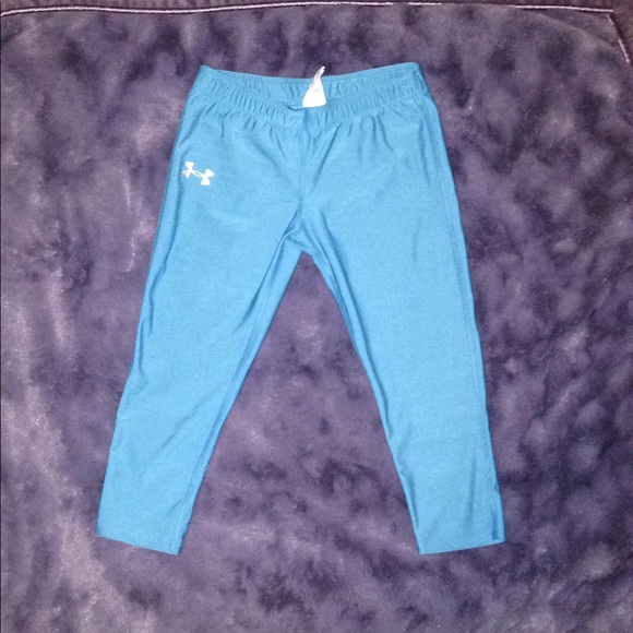 blue kids under armour crop leggings - Picture 2 of 4